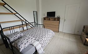 Bed To Rent - Maison Calme Avec Jacuzzi Sous Supplement